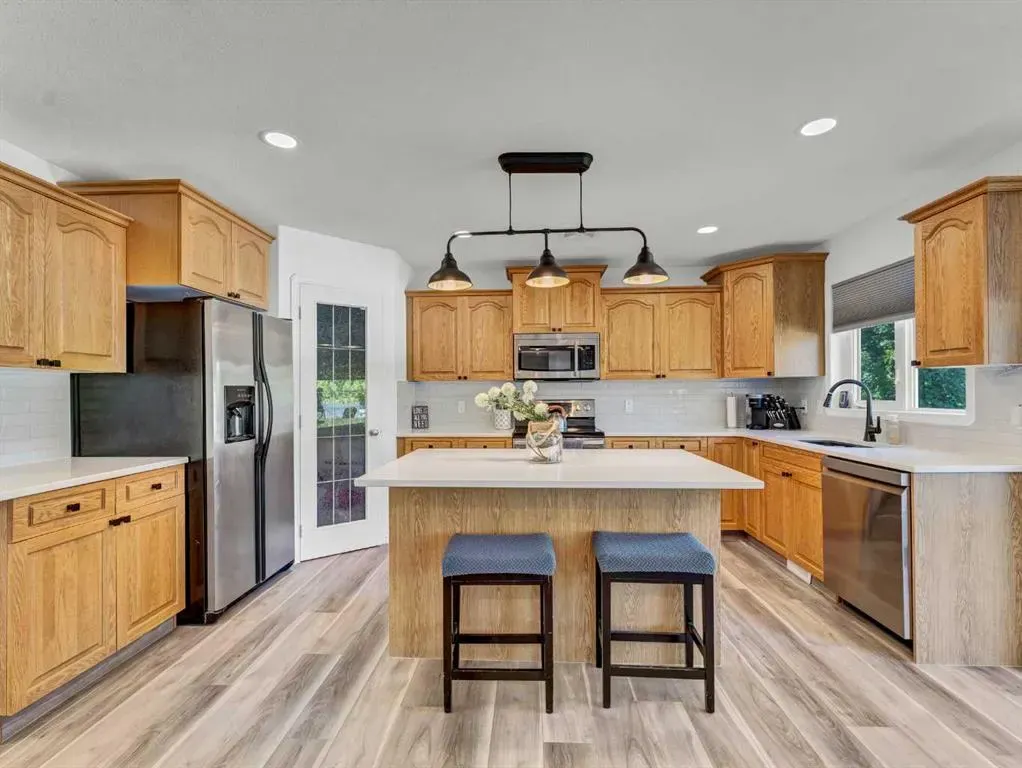 175 Sundance Road SW