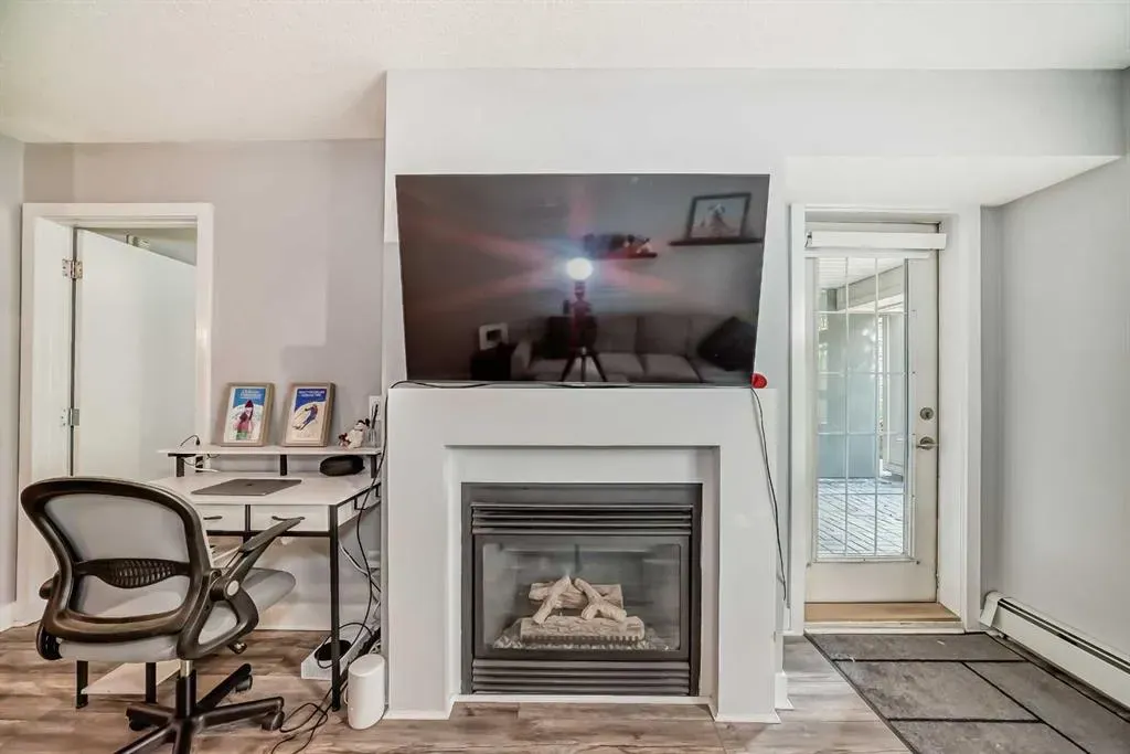 35 Richard Court SW, #119