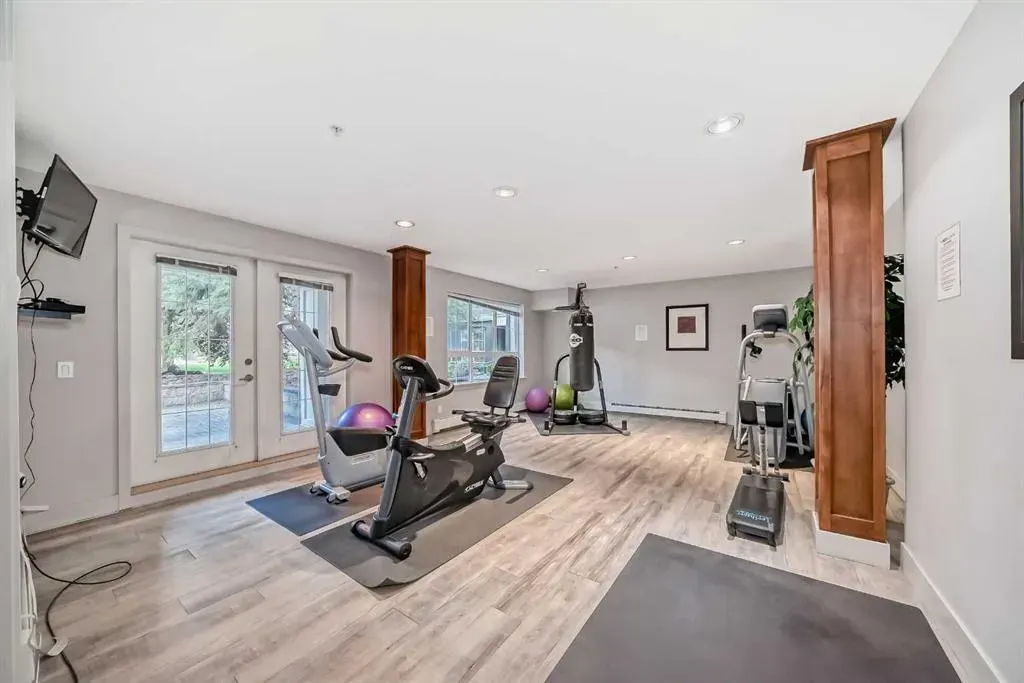 35 Richard Court SW, #119