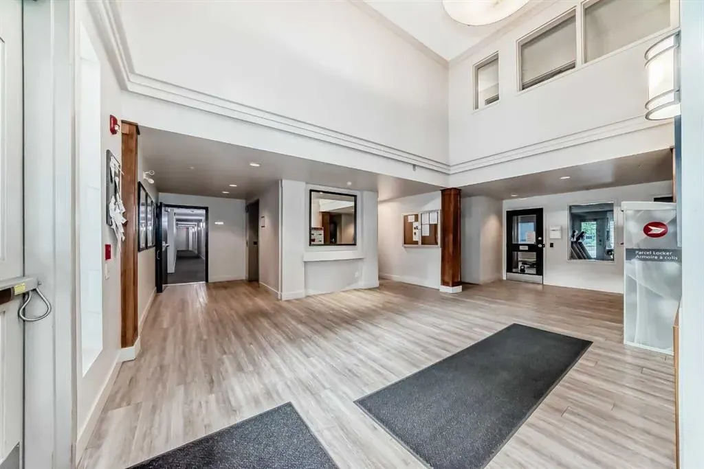 35 Richard Court SW, #119