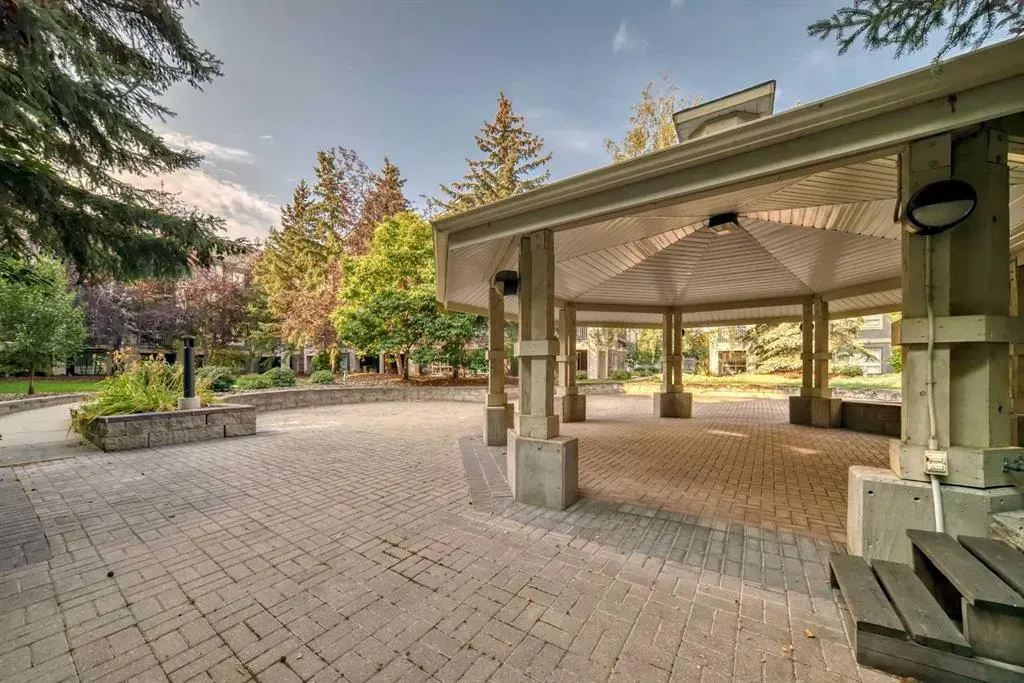 35 Richard Court SW, #119