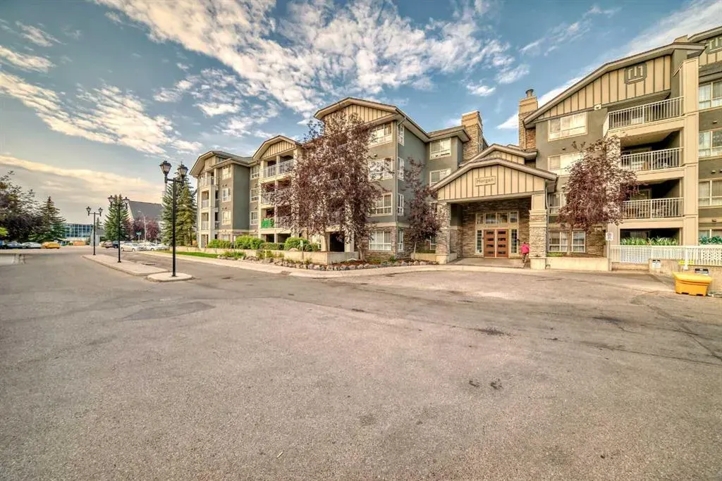 35 Richard Court SW, #119