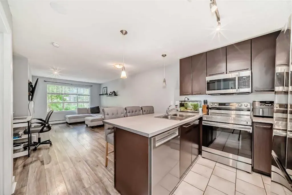 35 Richard Court SW, #119