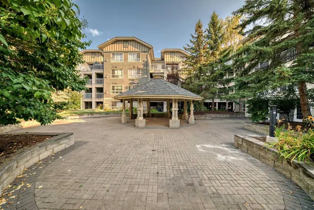 35 Richard Court SW, #119