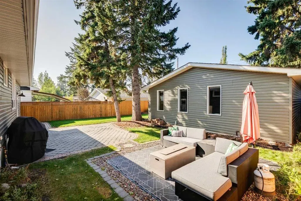 131 Gloucester Crescent SW