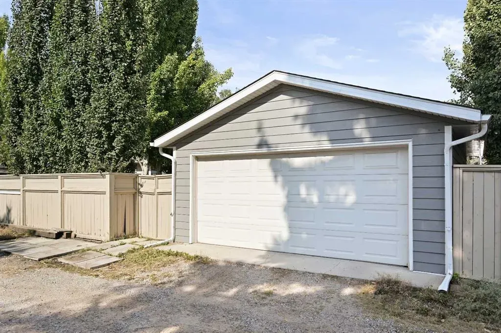 439 Parkview Crescent SE