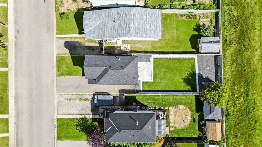 99 Erin Road SE