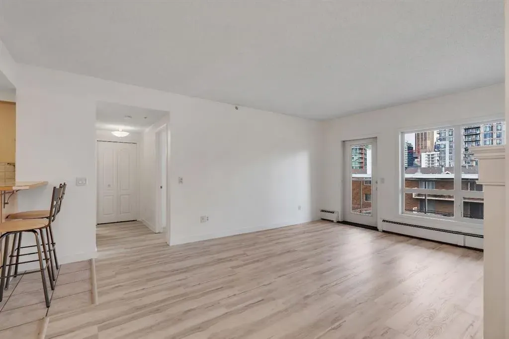 114 15 Avenue SW, #606