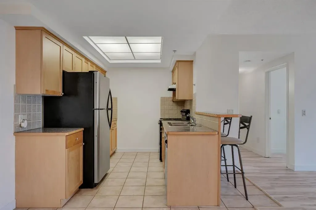 114 15 Avenue SW, #606