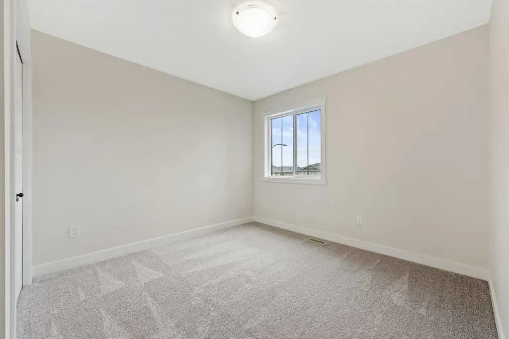 43 Versant View SW