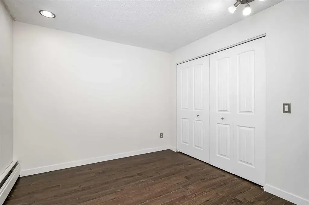 130 25 Avenue SW, #208
