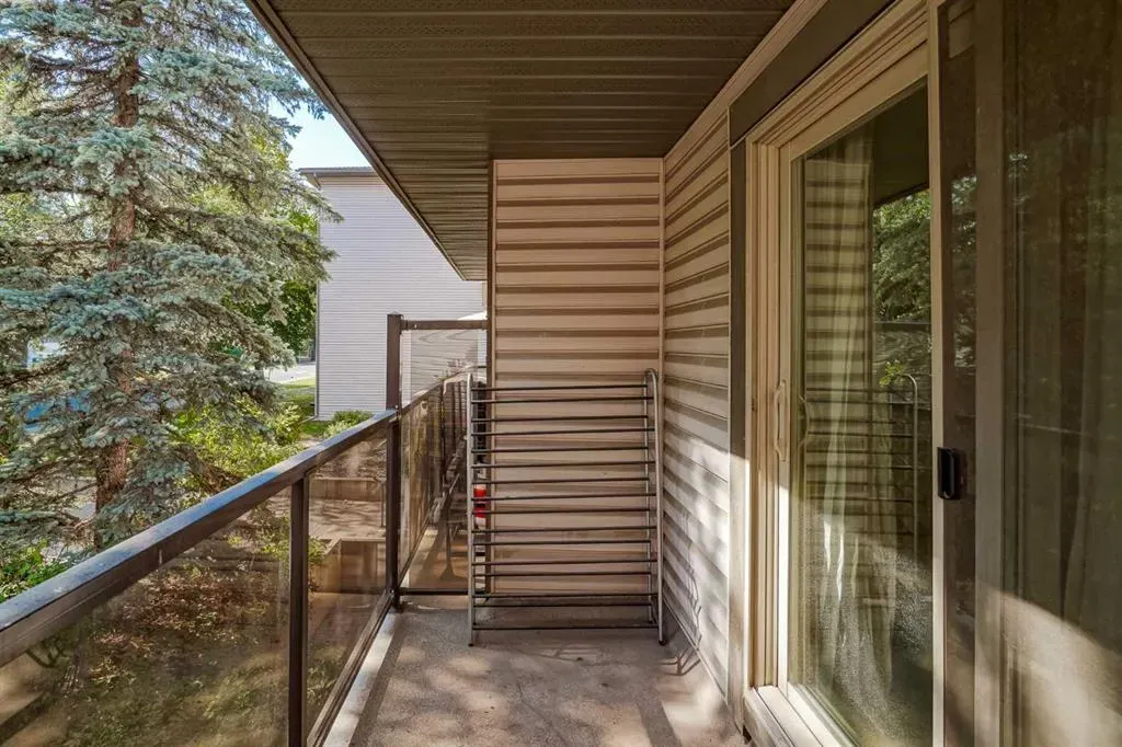 130 25 Avenue SW, #208