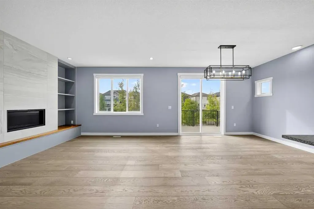 107 Legacy Landing SE