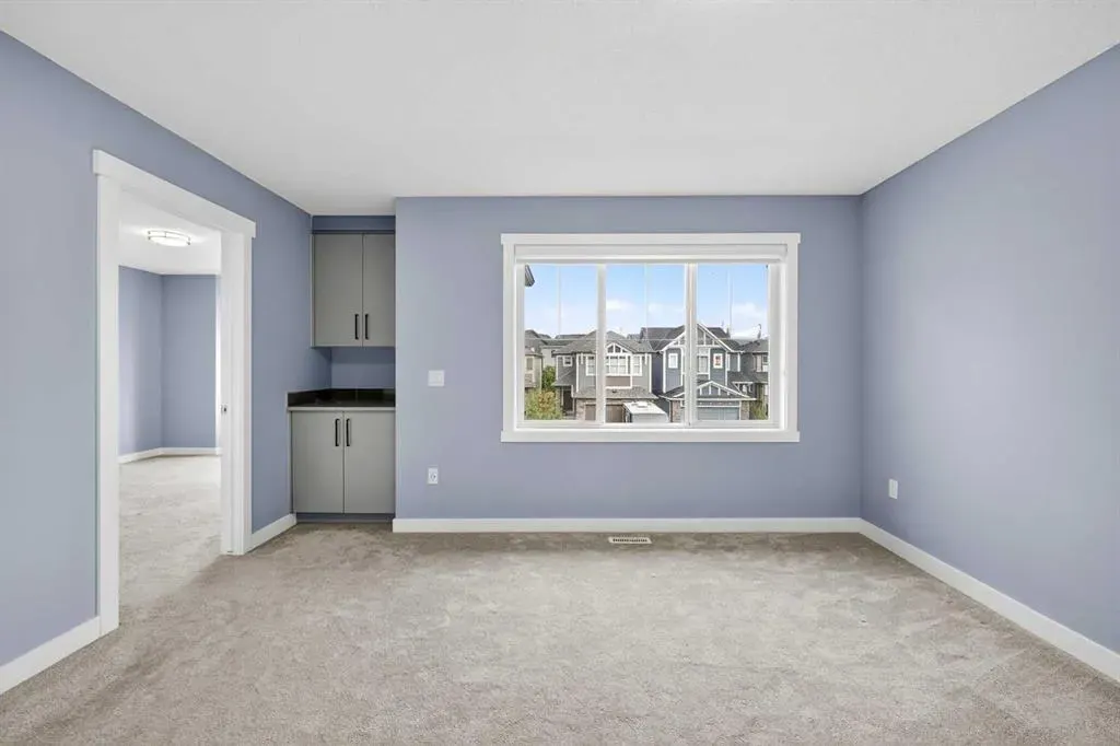 107 Legacy Landing SE