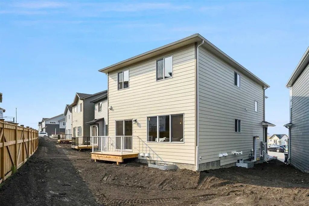 91 Versant Way SW