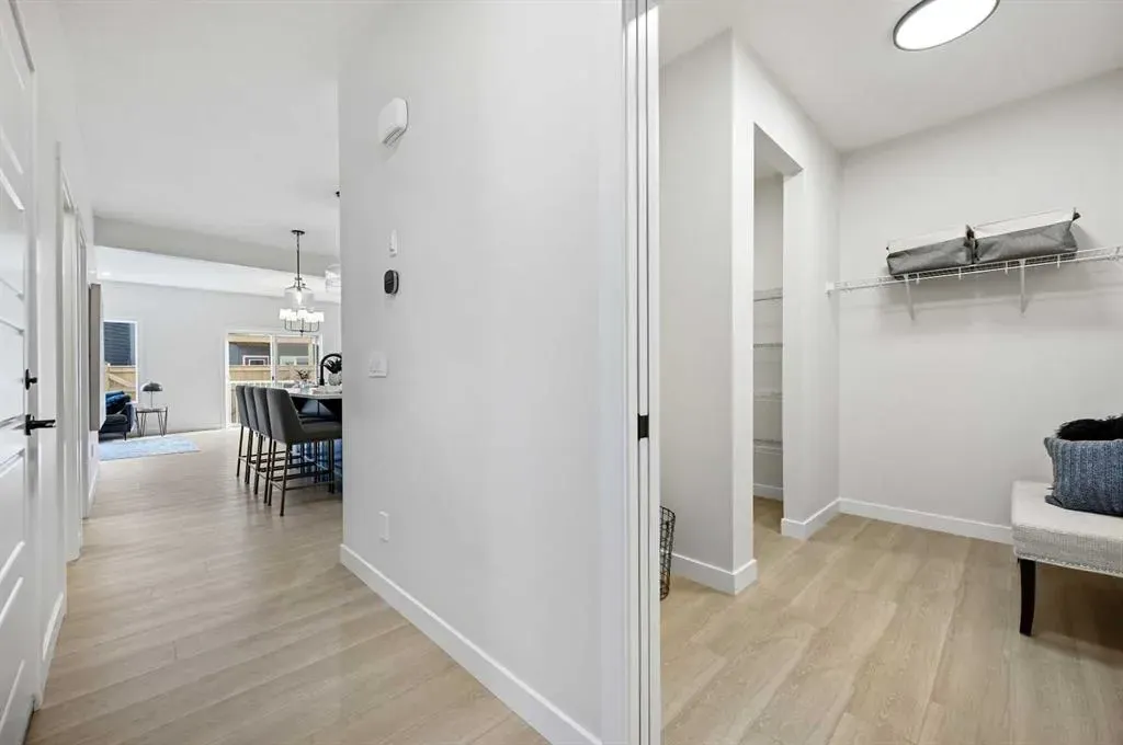 91 Versant Way SW