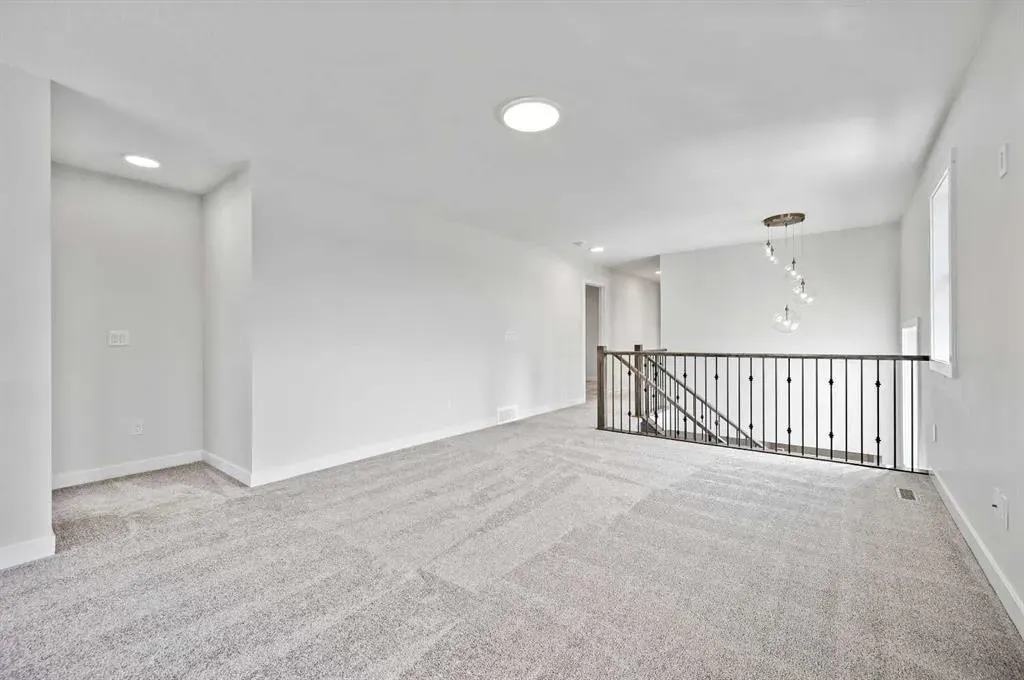 149 Versant Rise SW