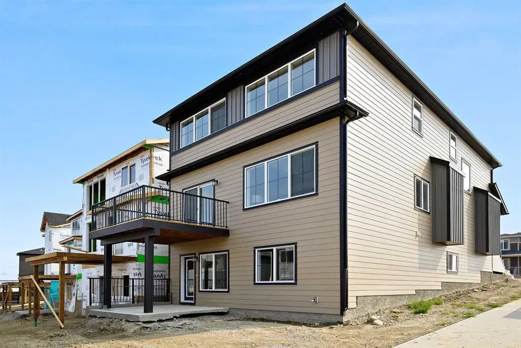 149 Versant Rise SW