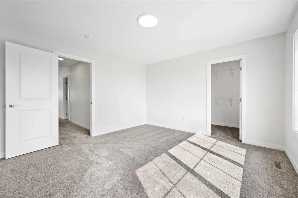 149 Versant Rise SW