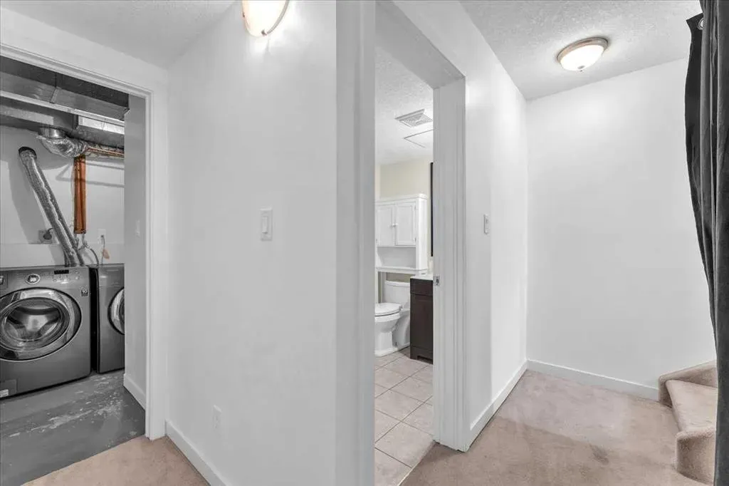 50 8 Avenue SE, #6