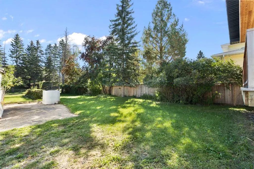 610 1st Street SW