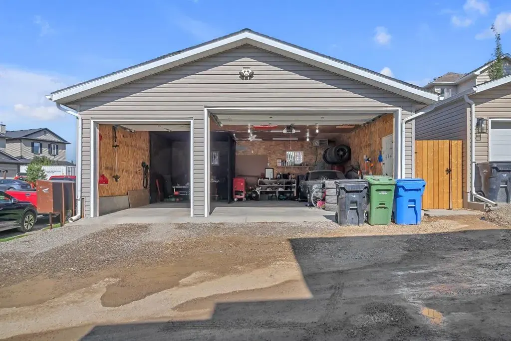 140 Tuscany Ridge Terrace NW
