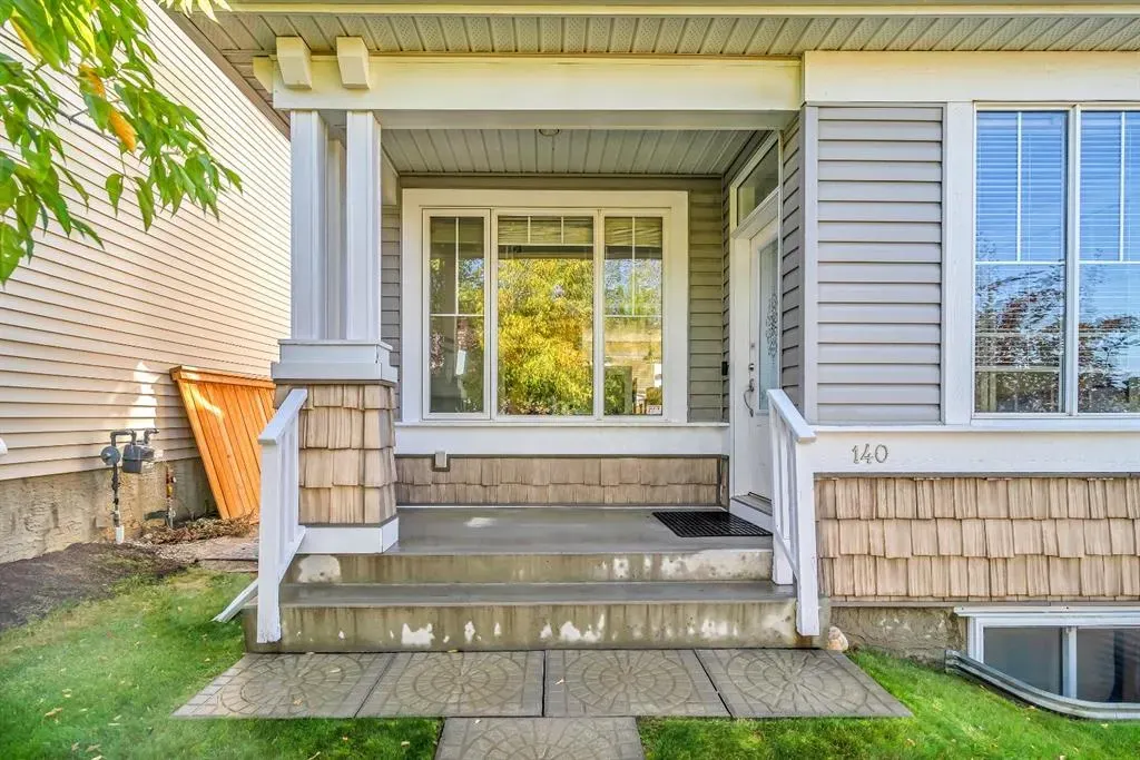 140 Tuscany Ridge Terrace NW