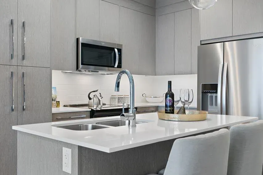 395 Skyview Parkway NE, #2307