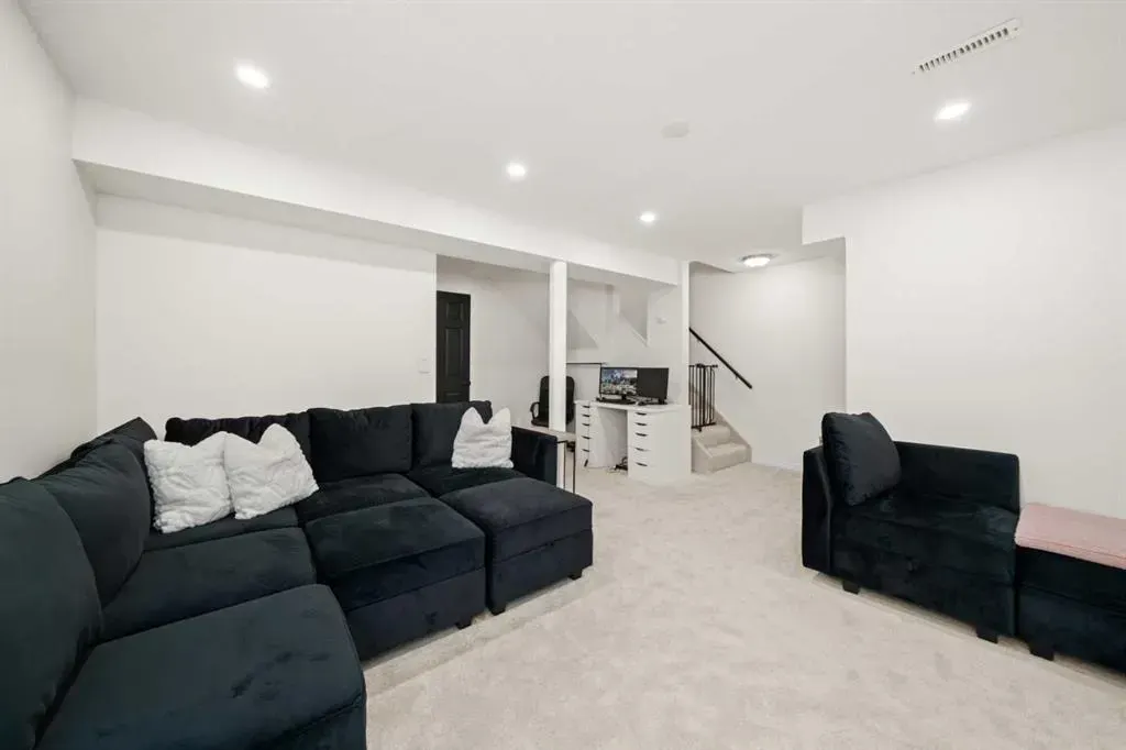 52 Applecroft Road SE