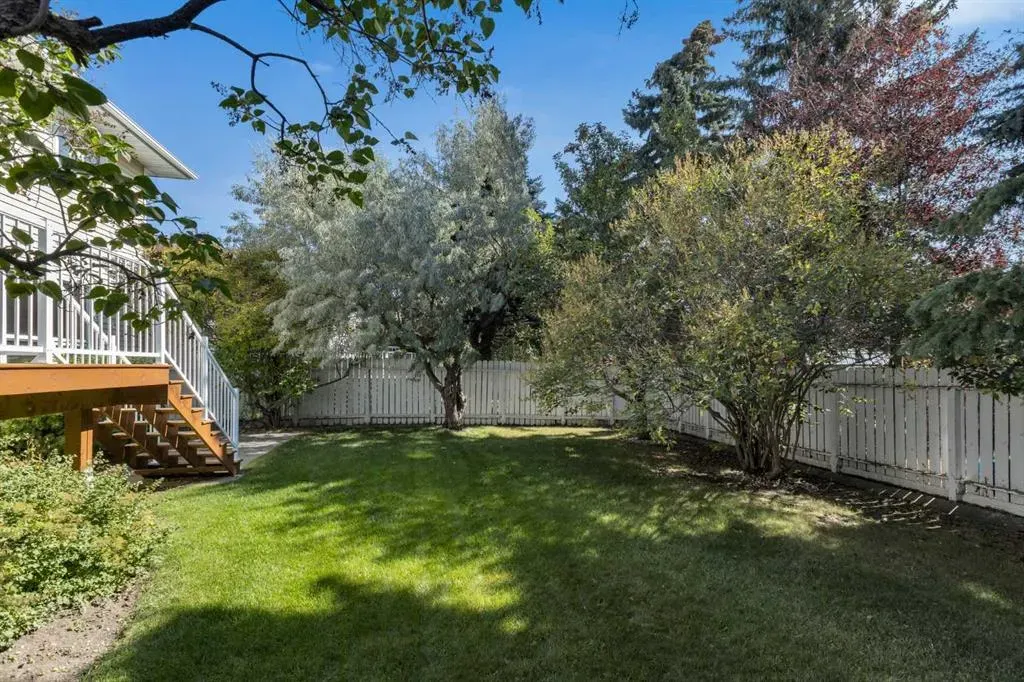 164 Hawkhill Way NW