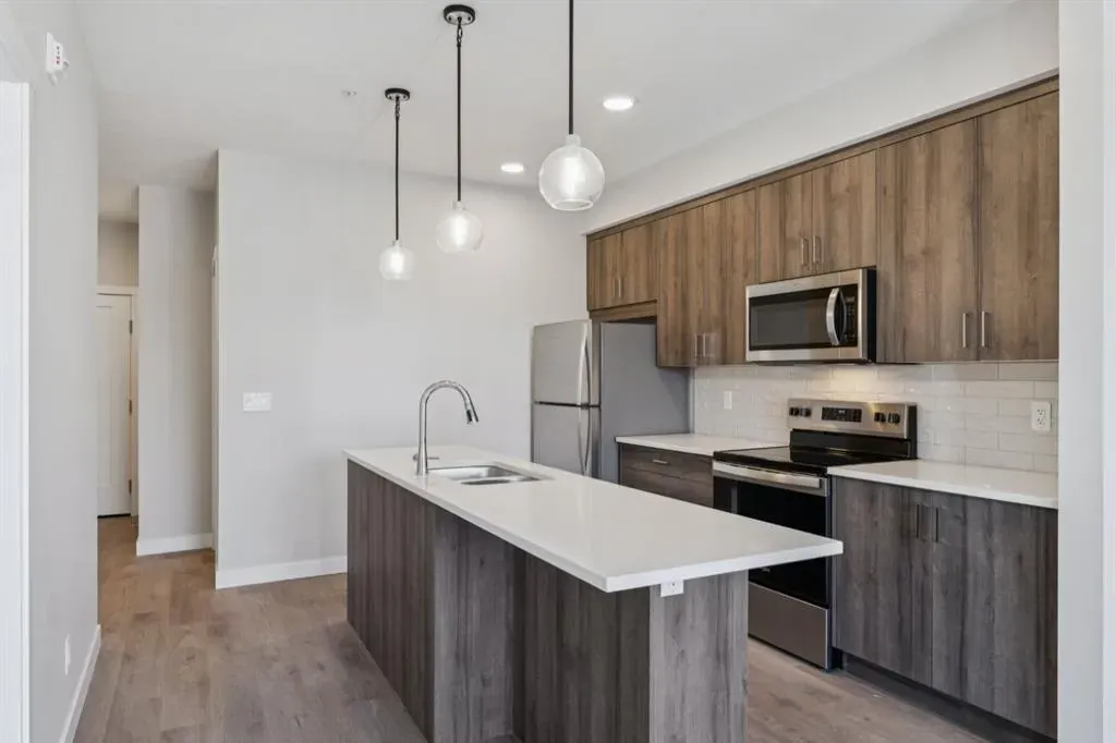 700 Shawnee Square SW, #412