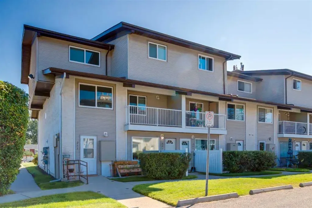 200 Brookpark Drive SW, #221