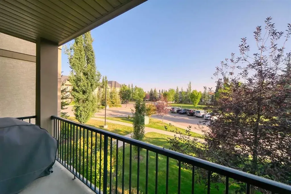 52 Cranfield Link SE, #242