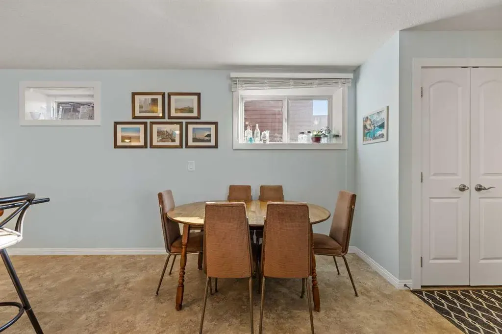 49 Bluebird Drive