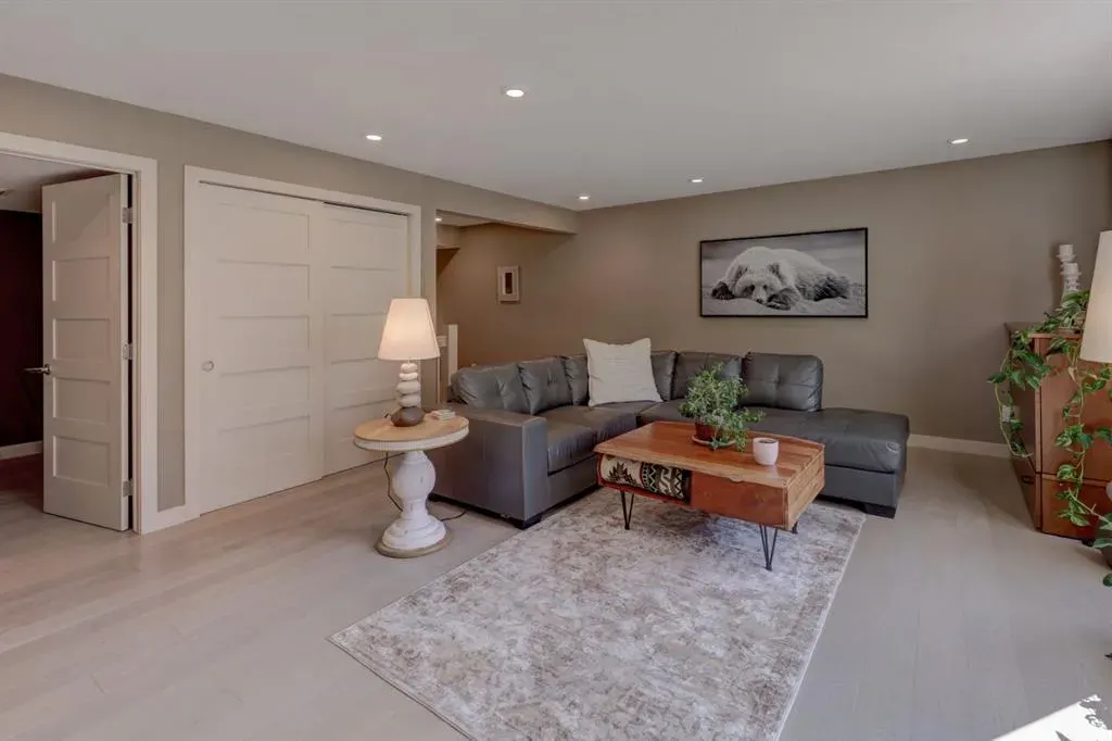 105 Stewart Creek Rise, #803