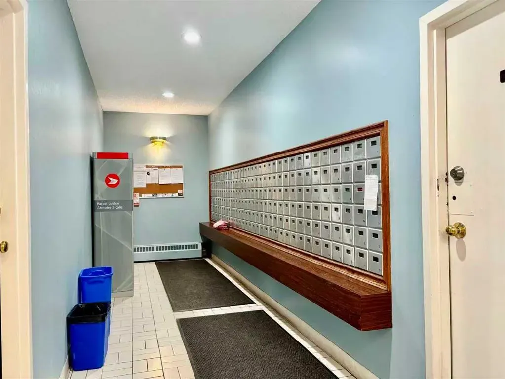 924 14 Avenue SW, #305