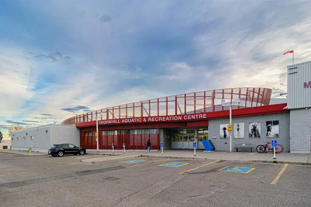 6825 Centre Street NW, #103