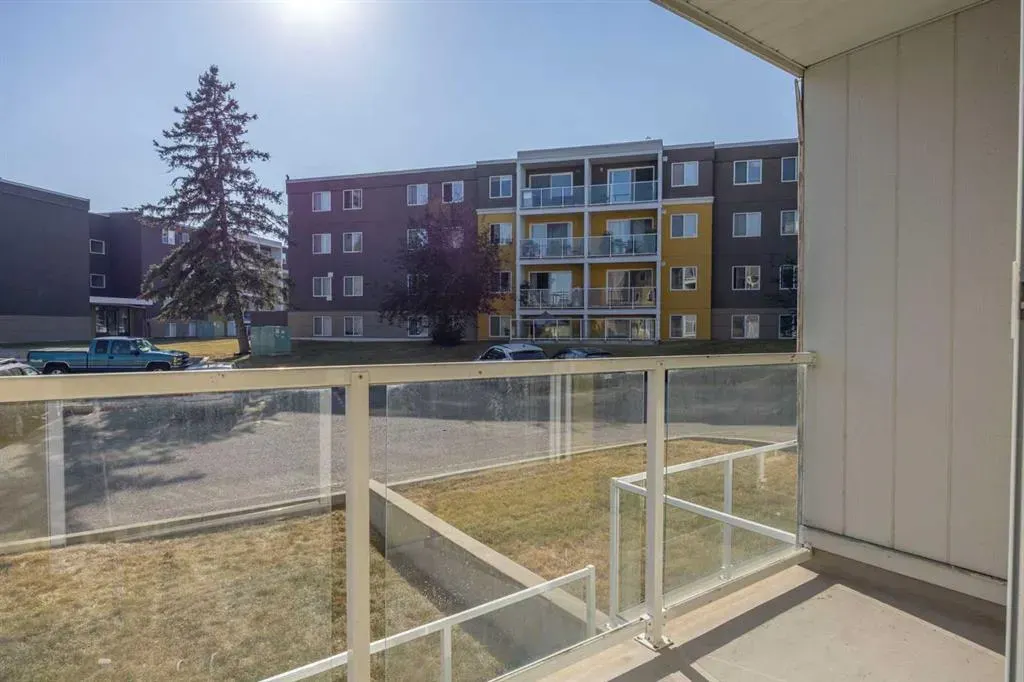 4455D Greenview Drive NE, #204