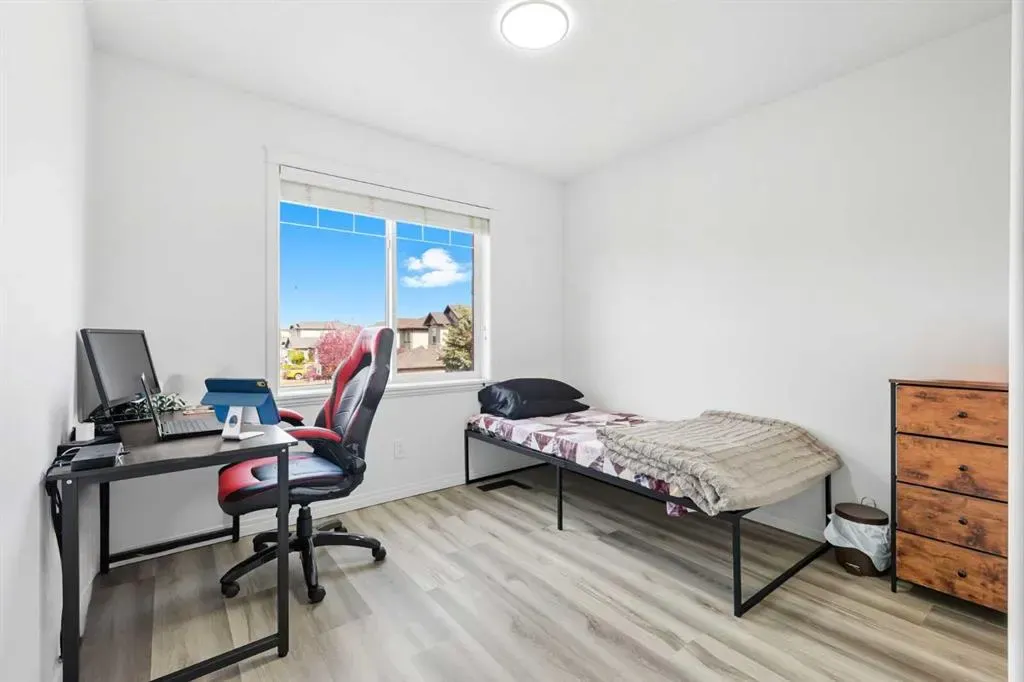 129 Luxstone Green SW