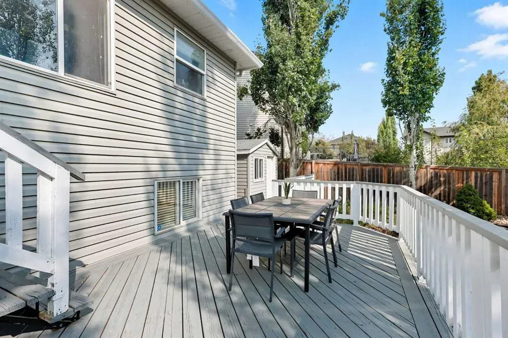 129 Luxstone Green SW