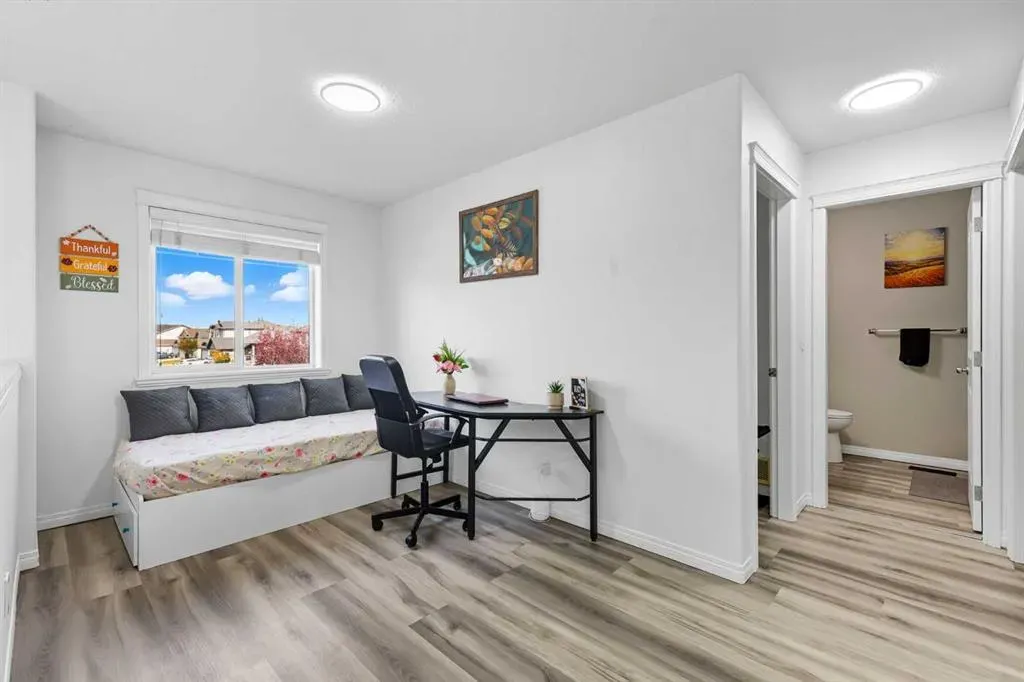 129 Luxstone Green SW