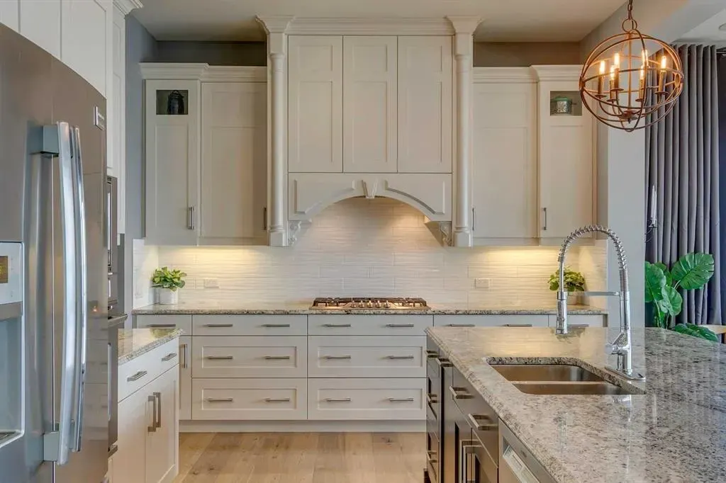 833 East Chestermere Drive