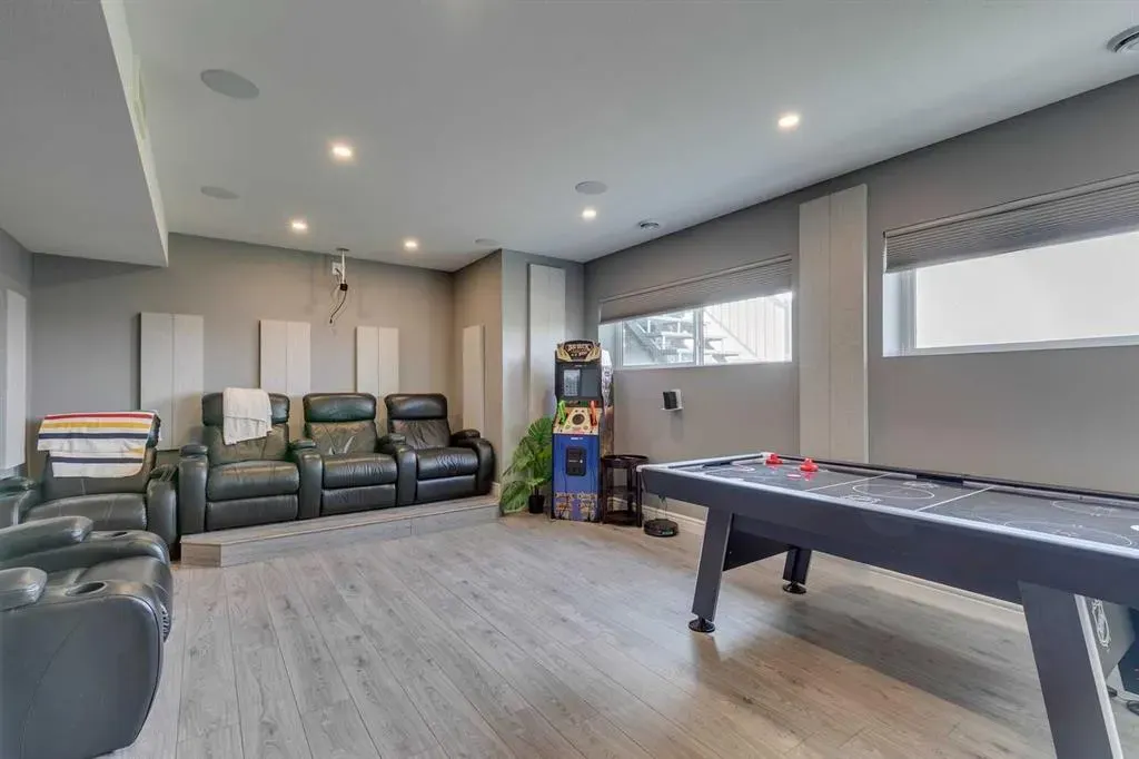 833 East Chestermere Drive