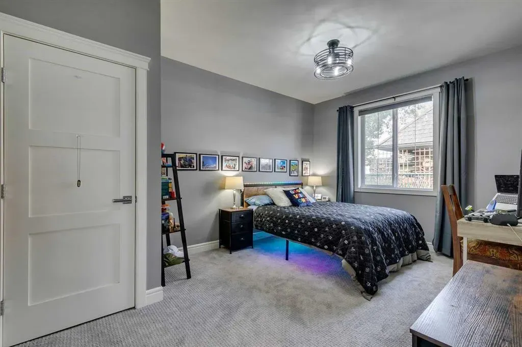 833 East Chestermere Drive