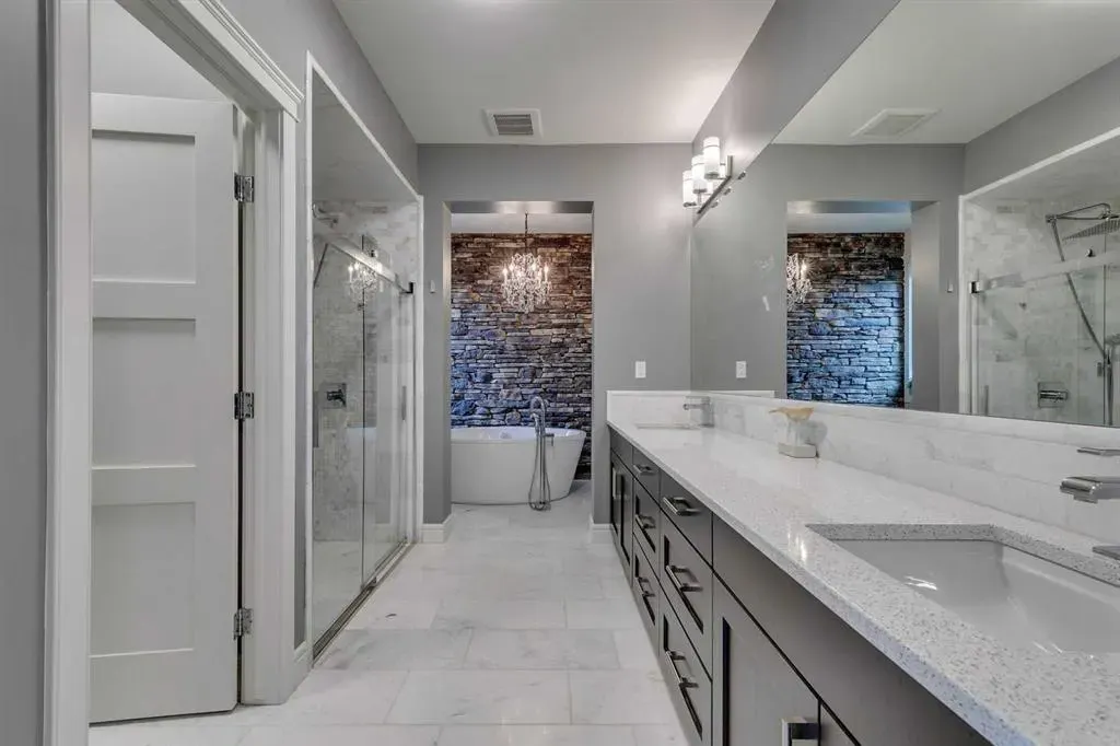 833 East Chestermere Drive