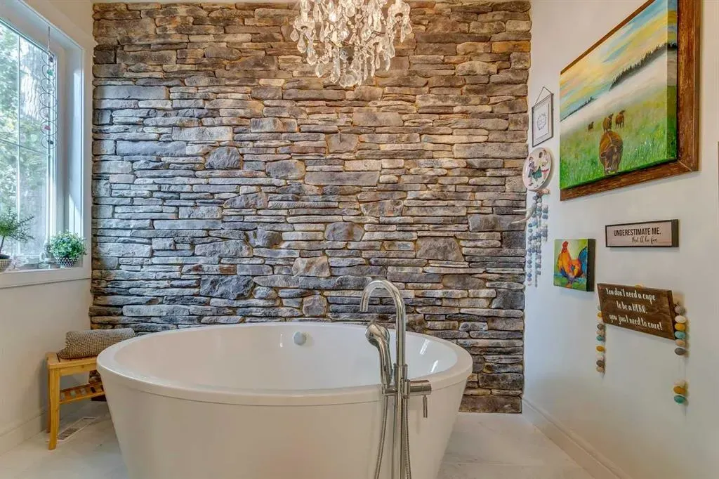 833 East Chestermere Drive