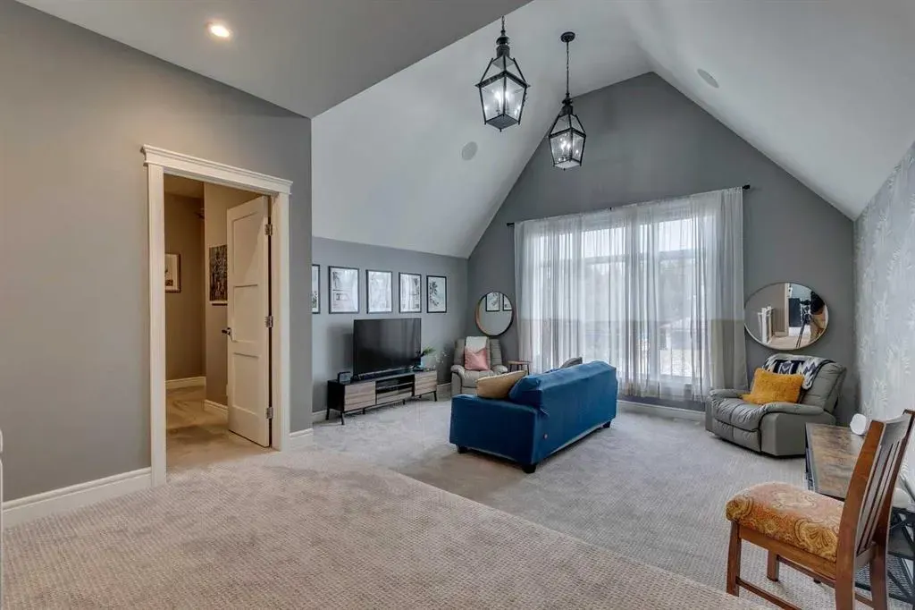 833 East Chestermere Drive