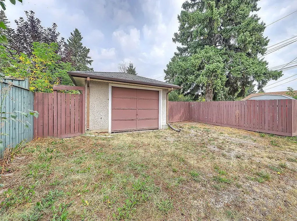 4521 Fordham Crescent SE
