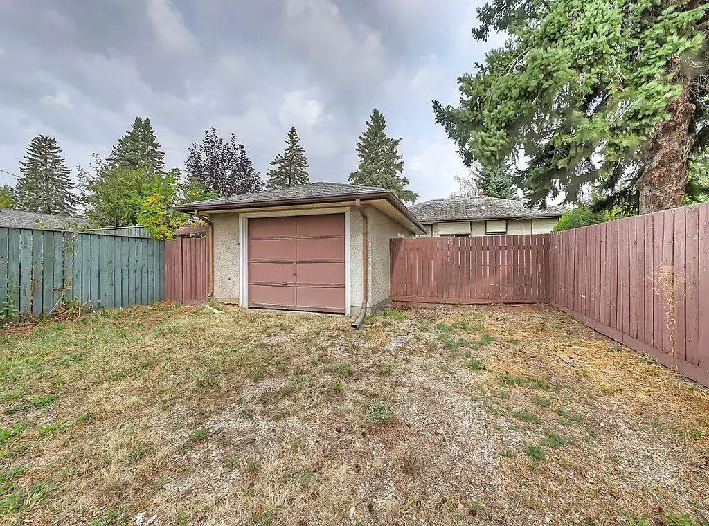 4521 Fordham Crescent SE