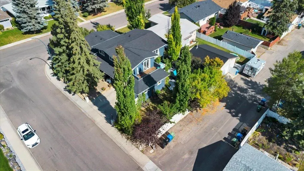 15 Brazeau Crescent SW